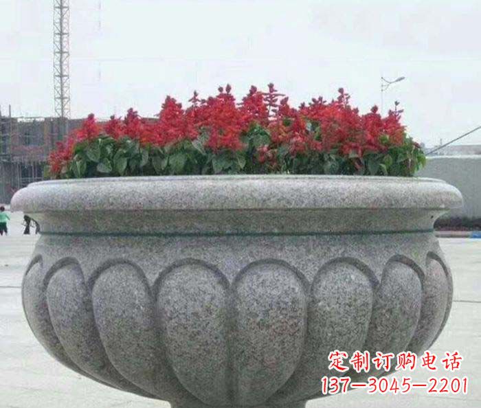 大连精美大理石花盆雕塑