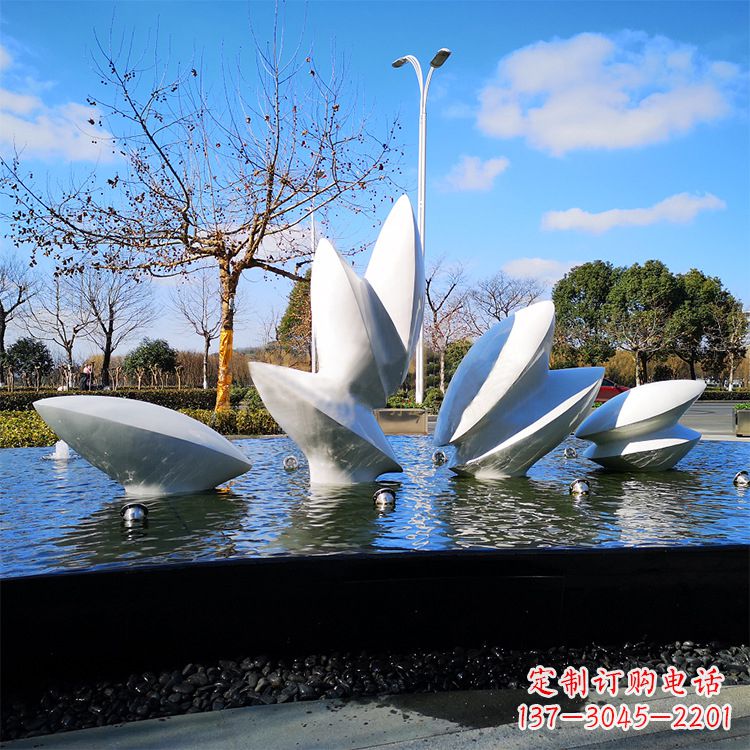 大连精美纯铜树叶雕塑