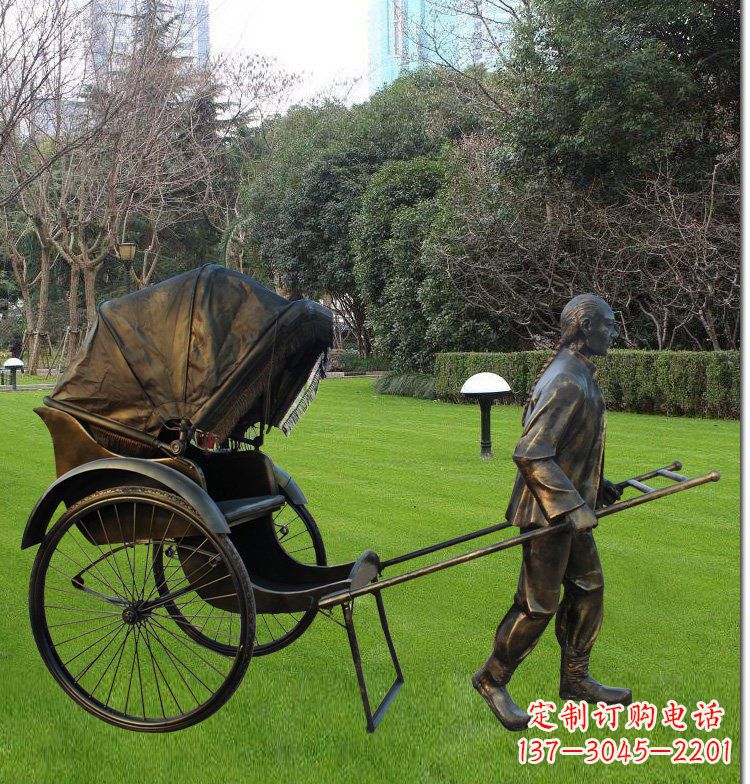 大连公园拉黄包车的人物铜雕