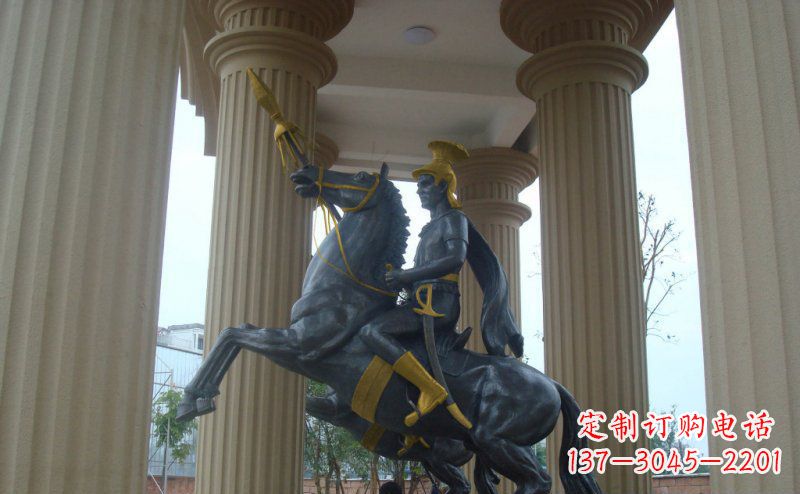 大连公园骑马的罗马士兵人物铜雕