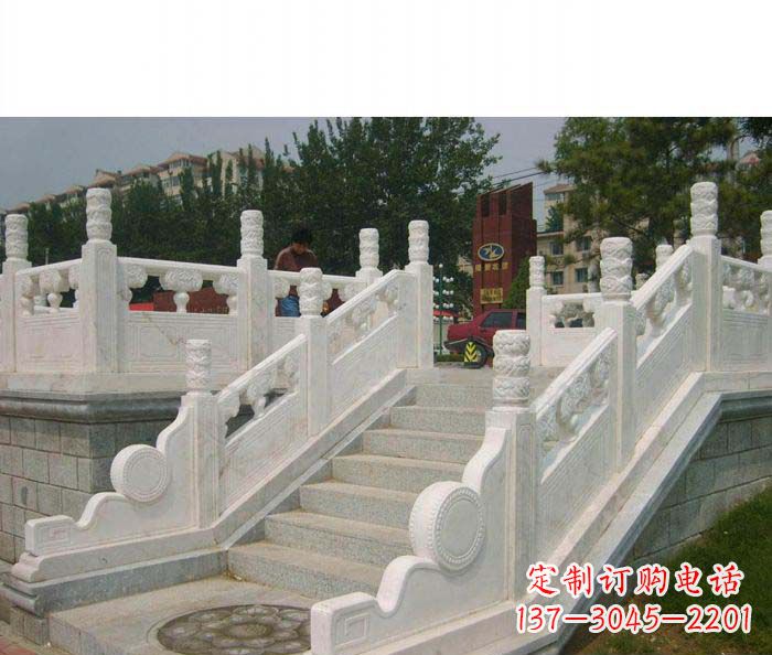 大连公园石栏板大理石雕塑