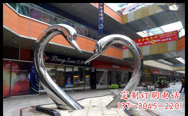 大连中领雕塑：精美的不锈钢抽象天鹅雕塑
