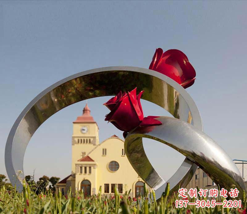 大连中领雕塑:风格独特的不锈钢玫瑰戒指雕塑