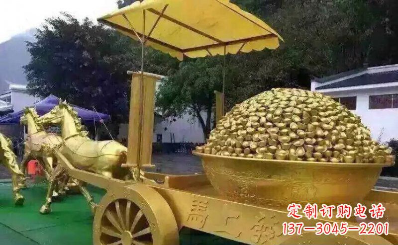 大连广场仿铜马拉车玻璃钢景观雕塑