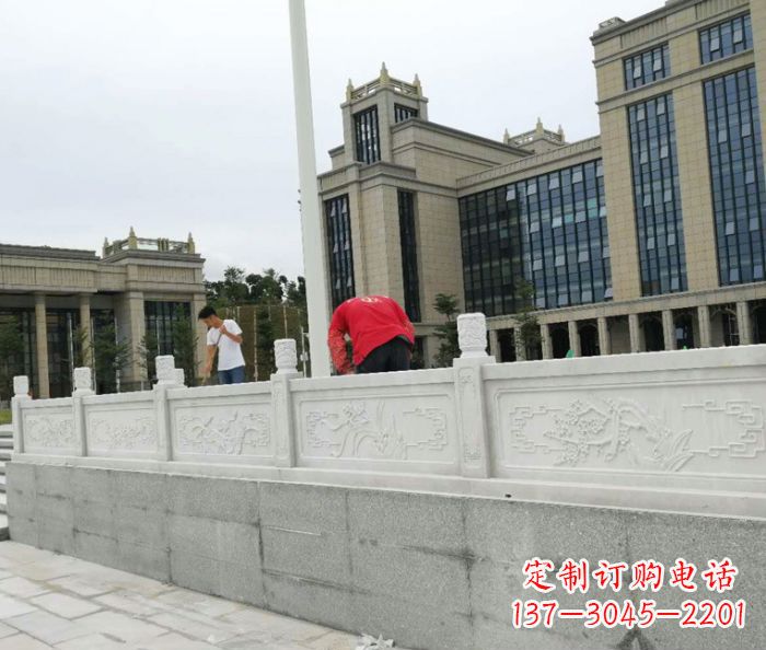 大连精美大理石栏板雕塑