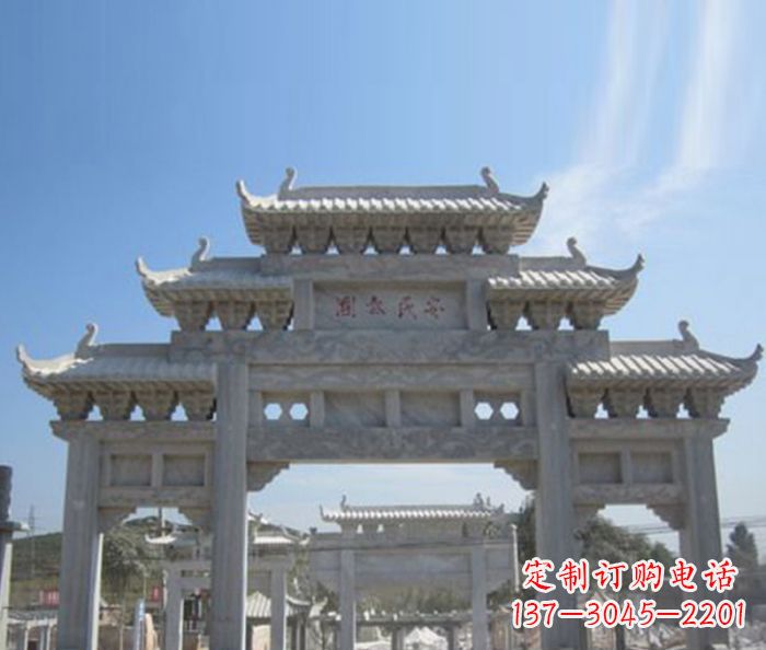 大连三门石雕牌坊精美雕塑