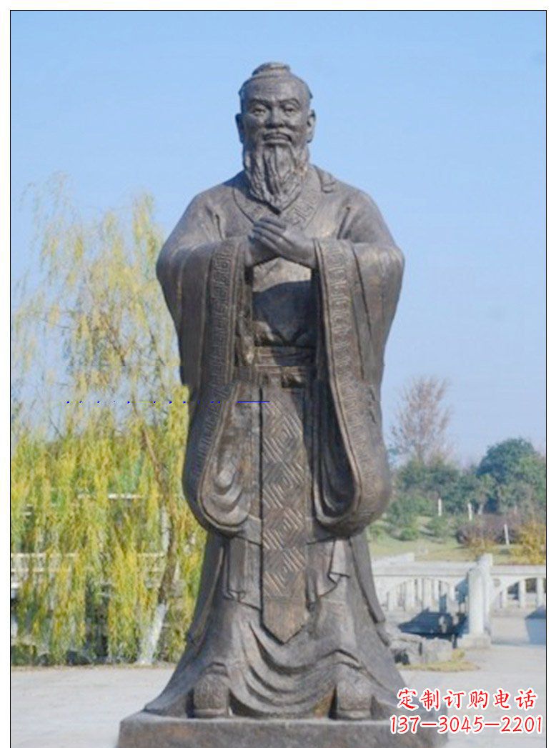 大连广场孔子铜雕
