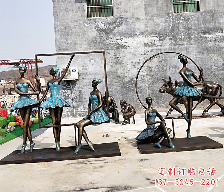 大连广场铜雕美女人物雕塑
