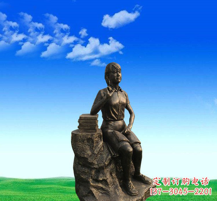 大连展现美丽的美女雕塑