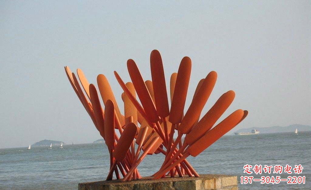 大连卓越海边,不锈钢抽象船桨雕塑