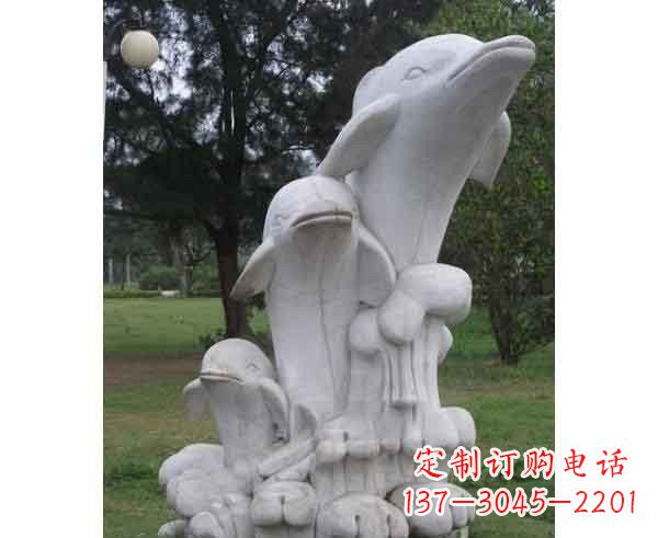 大连海豚石雕,尽显细腻之美