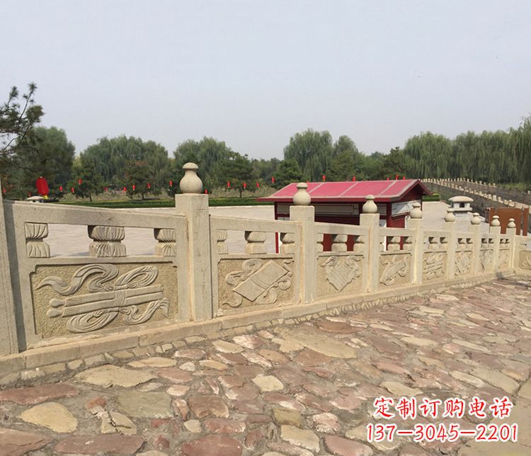 大连护城河大理石栏板石雕_1
