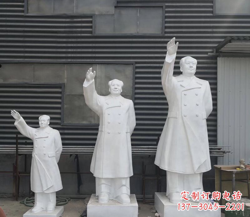 大连追随主席足迹，收藏挥手毛主席校园伟人石雕