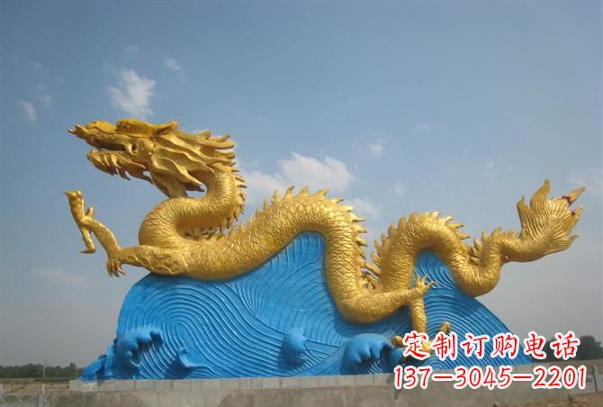 大连金雕之王——中领雕塑龙雕塑