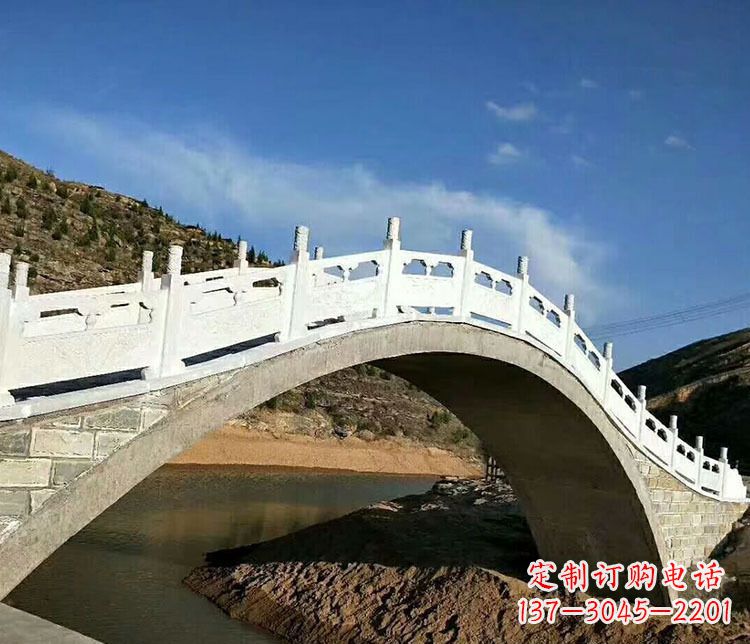 大连卓越之作：汉白玉拱桥雕塑