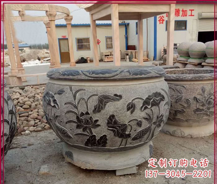 大连中领雕塑:传承经典,水缸雕塑仿古圆水缸