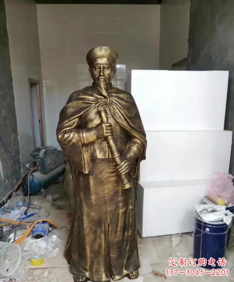 大连荣耀中国历史人物——林则徐铜雕