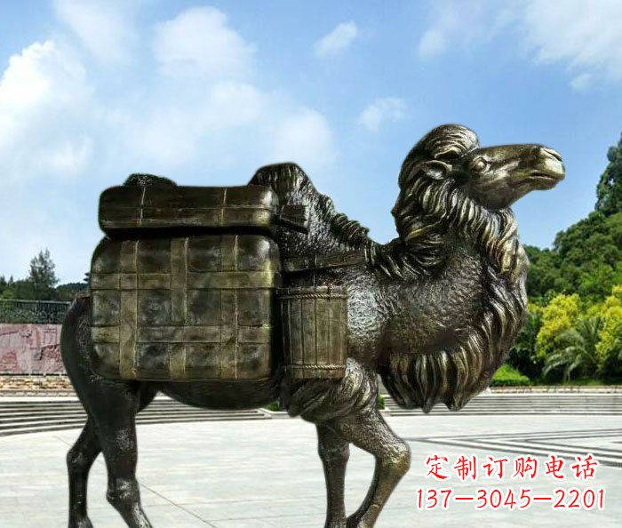 大连骆驼动物铜雕 (3)