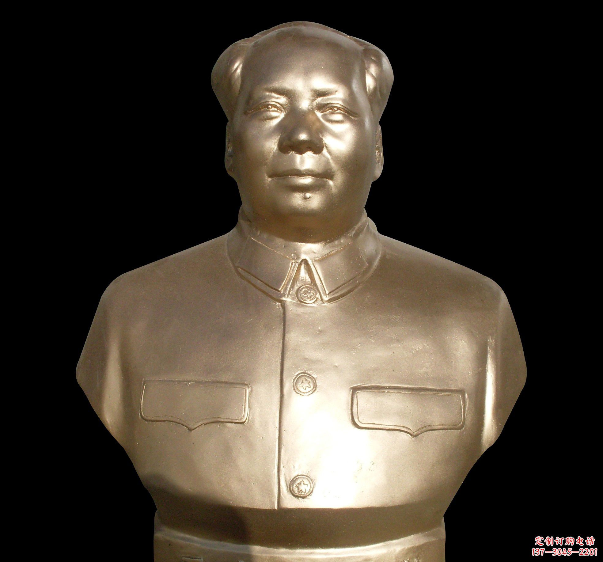 大连劳动精神永存——毛主席半身铜像
