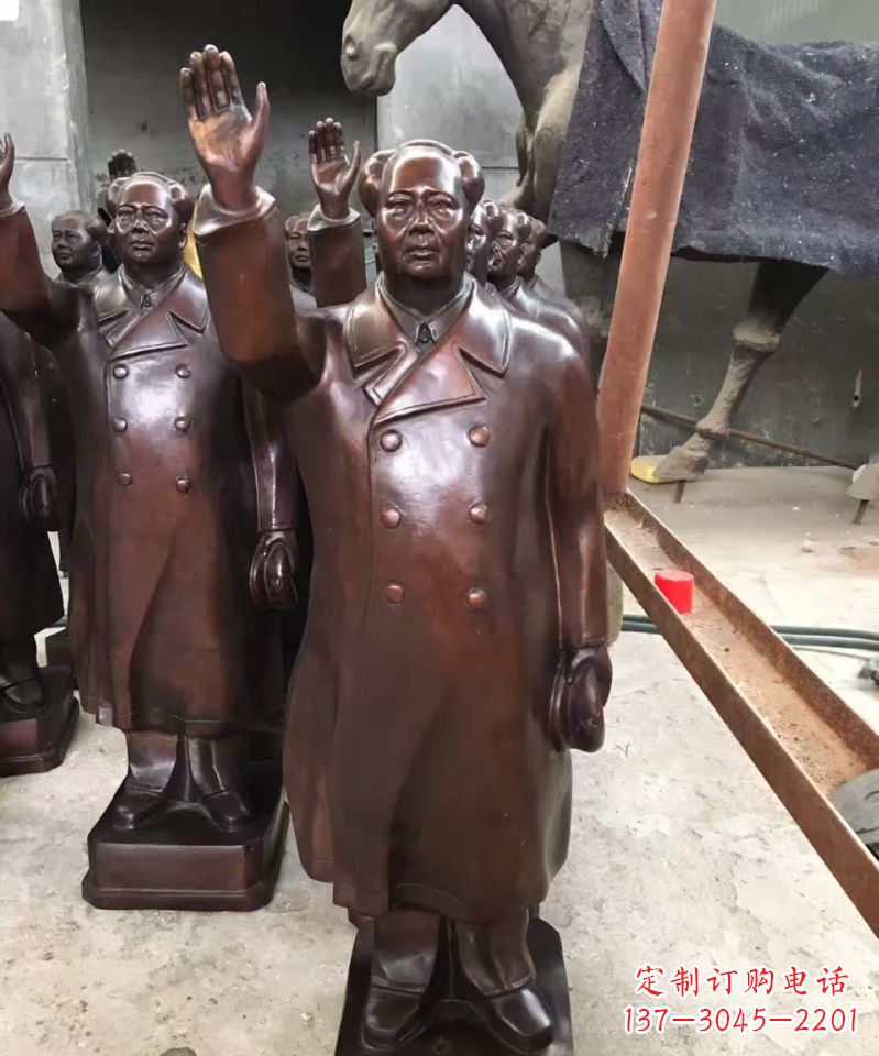 大连伟大领袖诞生的主席雕塑