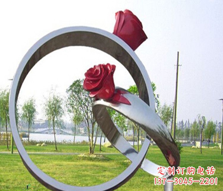 大连不锈钢戒指雕塑展示