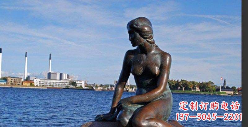 大连欣赏优雅妩媚的美人鱼铜雕