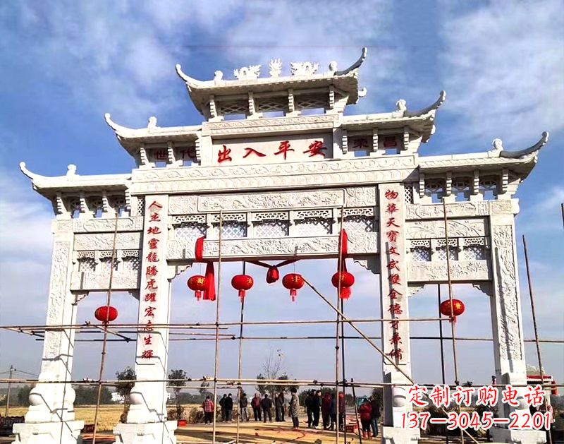 大连中领雕塑:牌坊顶式石雕刻墓碑