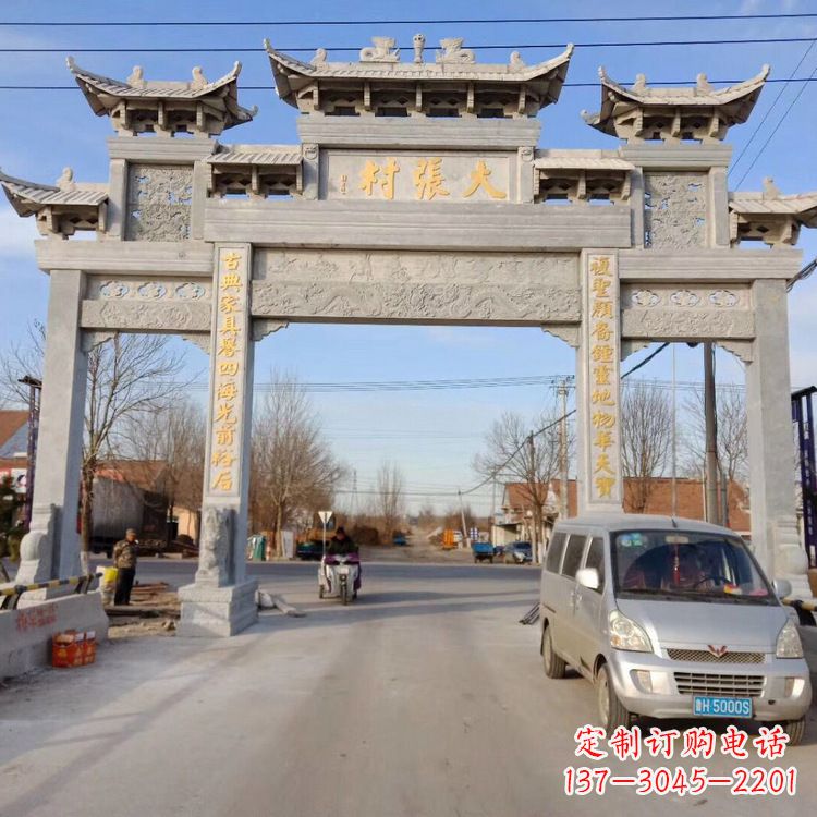 大连牌楼的石雕