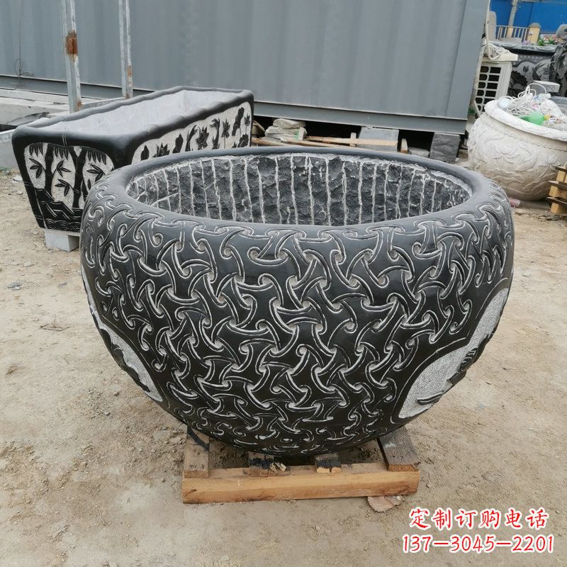 大连青石复古风花盆雕塑