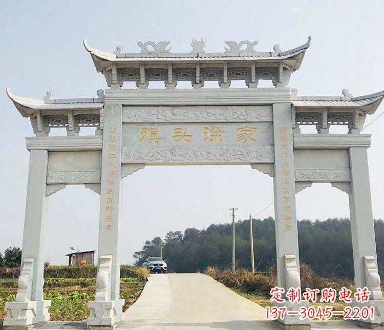 大连三门牌坊石雕——精美雕塑，缔造传承