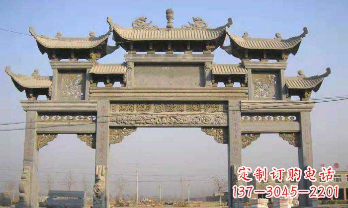 大连特色街角石雕牌坊精致典雅的装点
