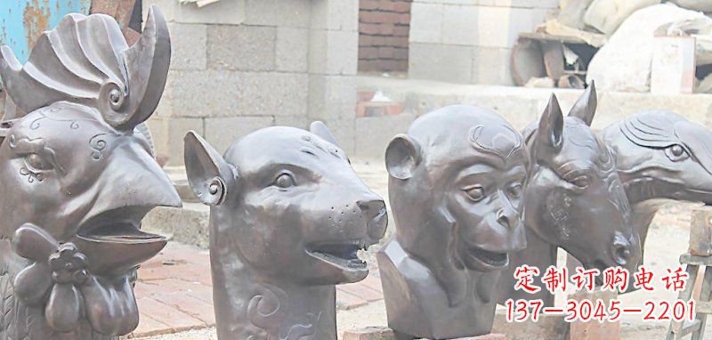 大连十二生肖铜雕，独特的动物雕塑