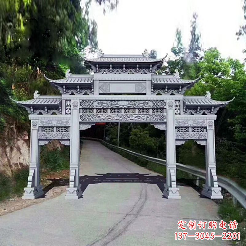 大连艺术品般的牌楼雕塑
