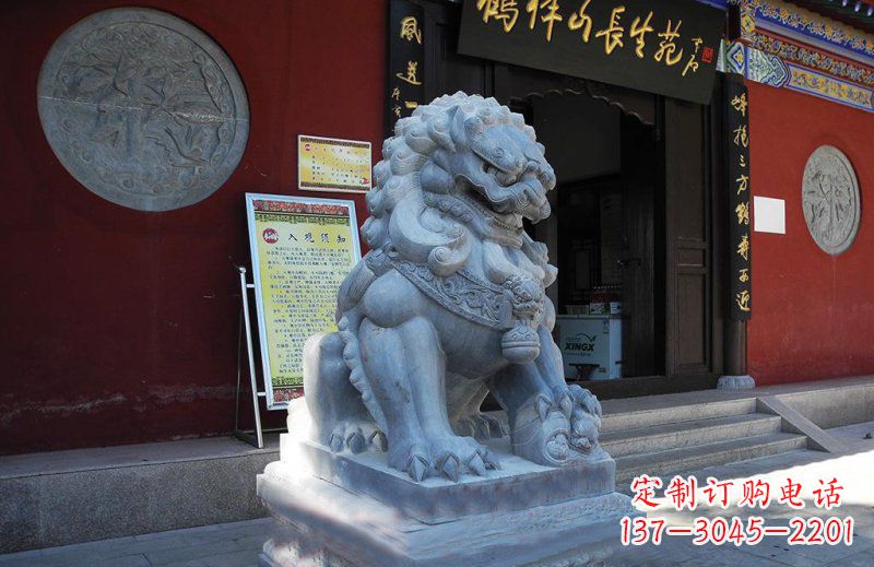 大连石狮子寺庙门口石雕