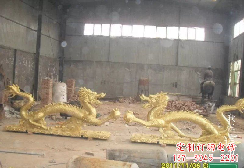 大连双龙戏珠铜雕