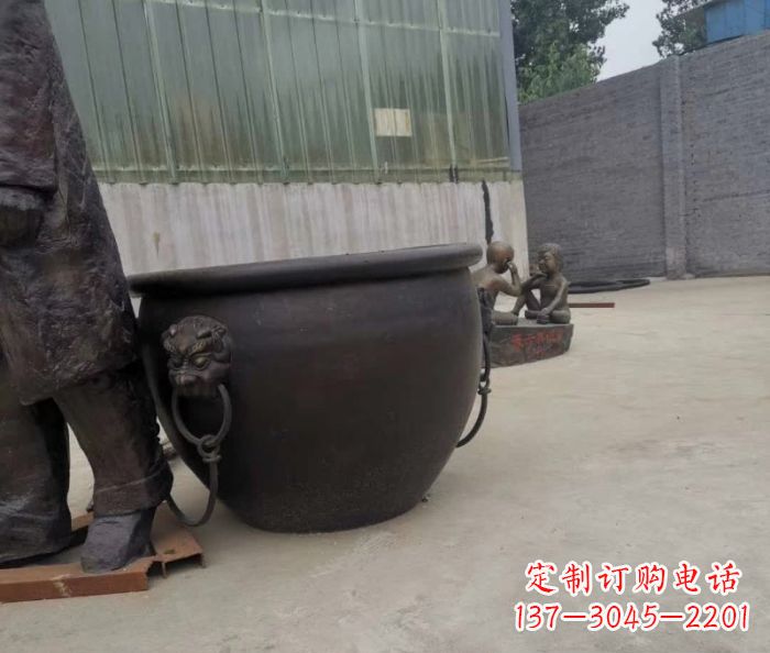 大连水缸铜雕塑 (2)