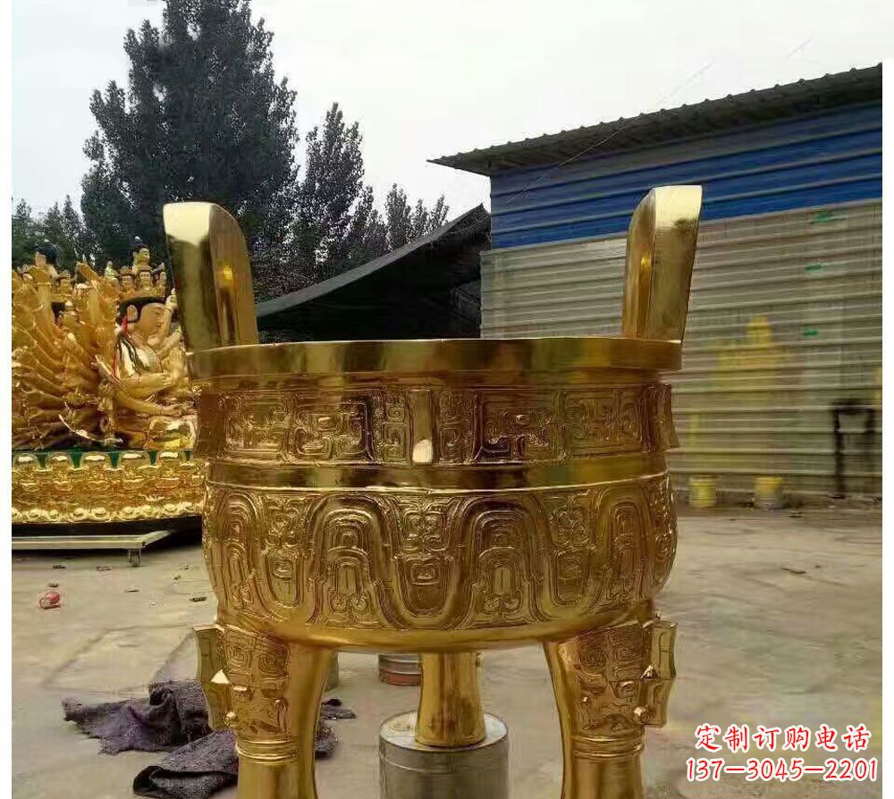大连寺庙三足圆形香炉铜雕