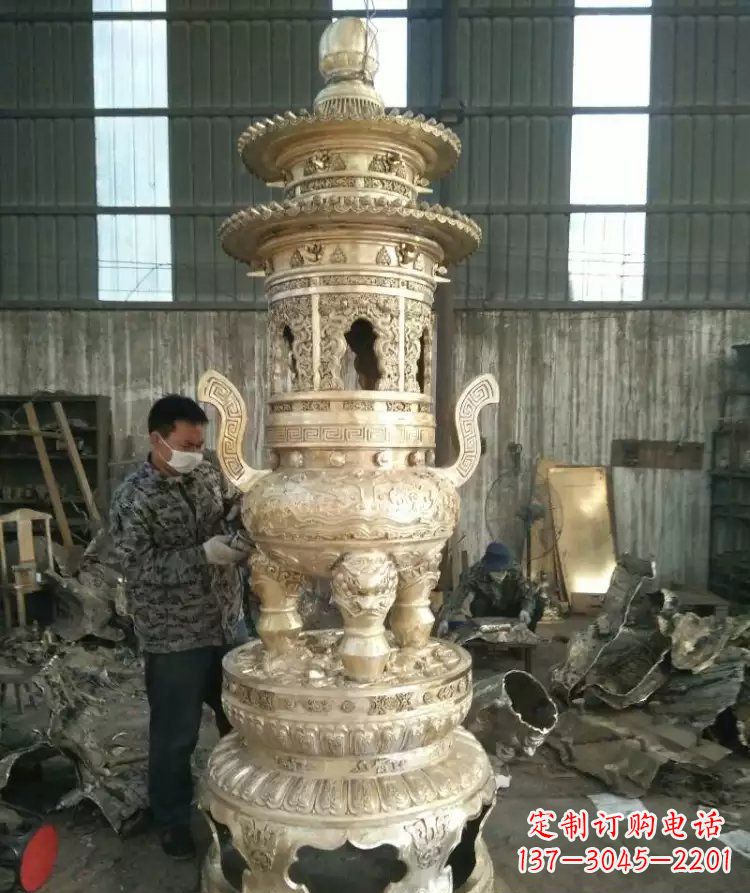 大连寺庙香炉铜雕 (5)