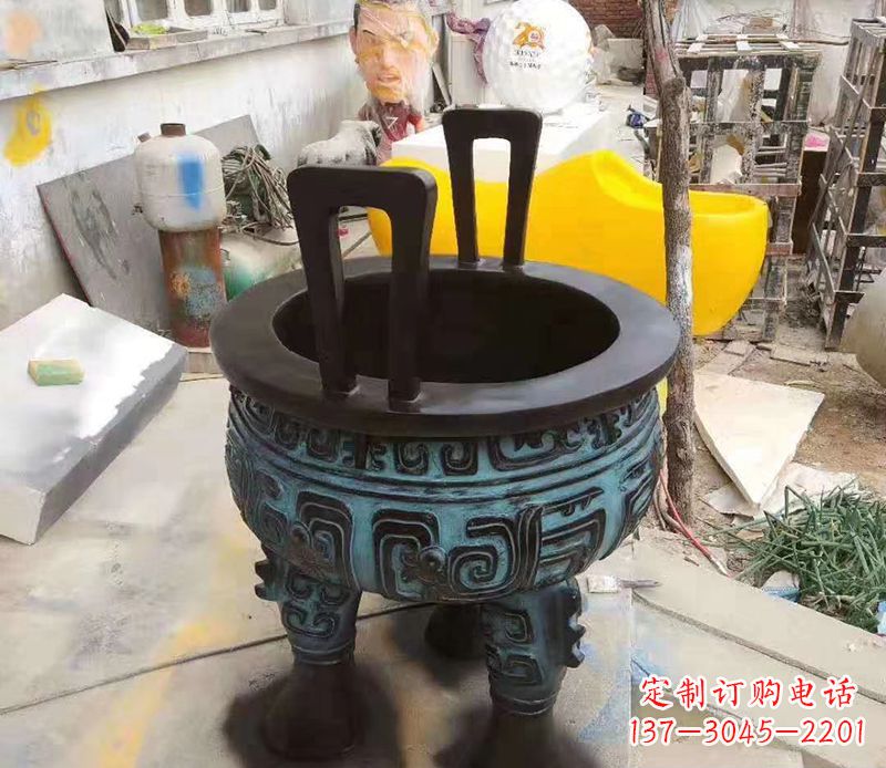 大连寺庙圆型铜雕香炉