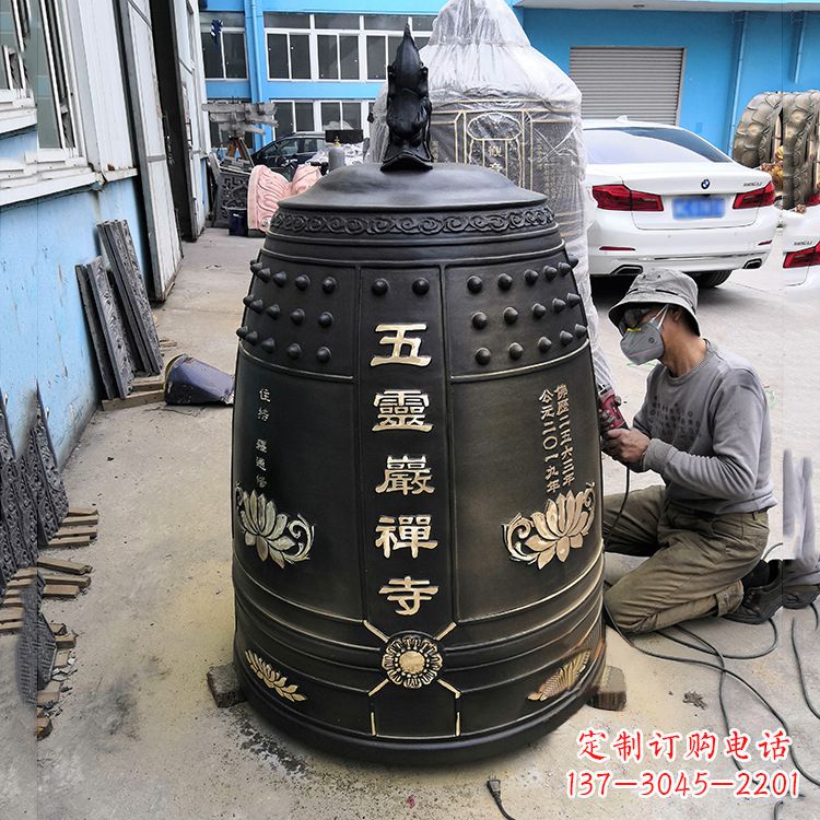 大连寺院铜钟