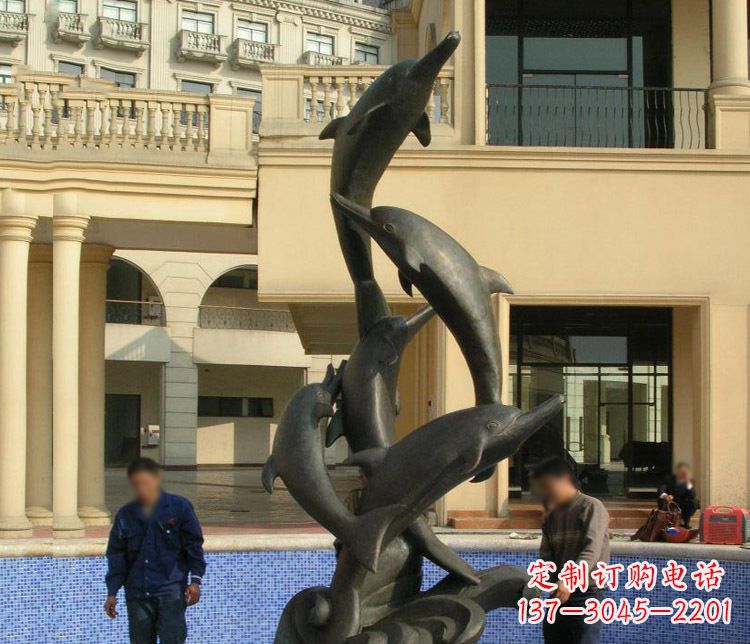 大连跳跃海豚景观铜雕
