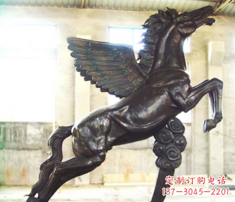 大连铜雕奔跑飞马雕塑