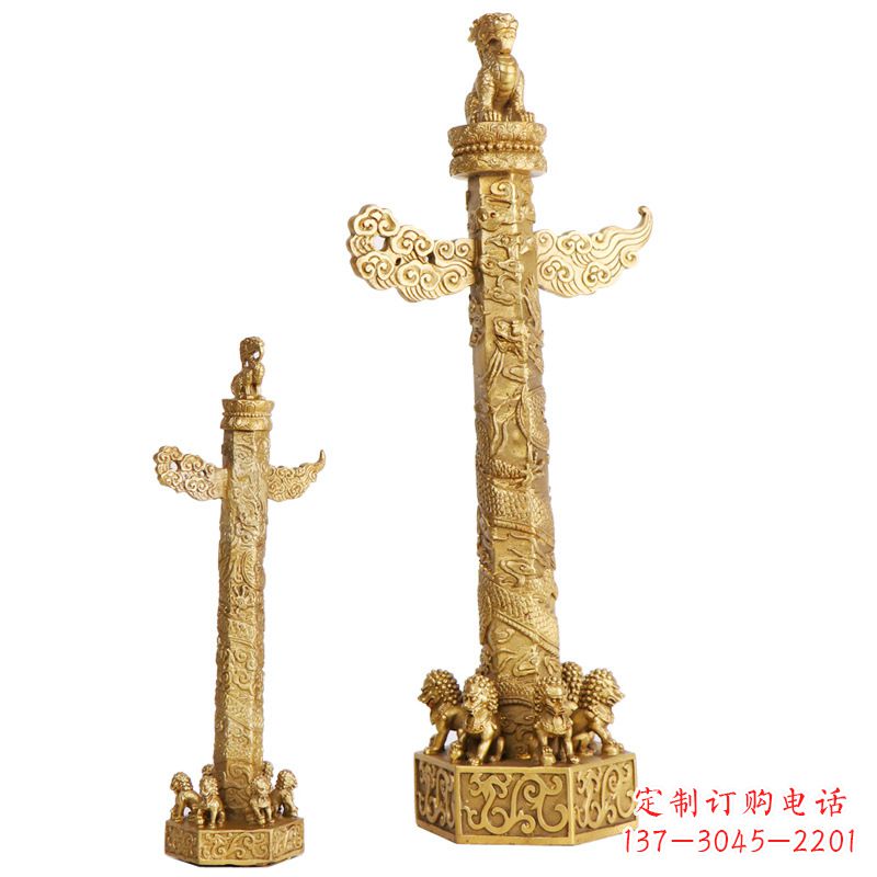 大连铜雕华表柱