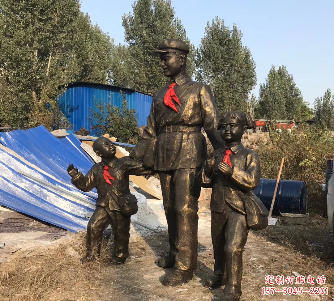 大连铜雕校园雷锋雕塑