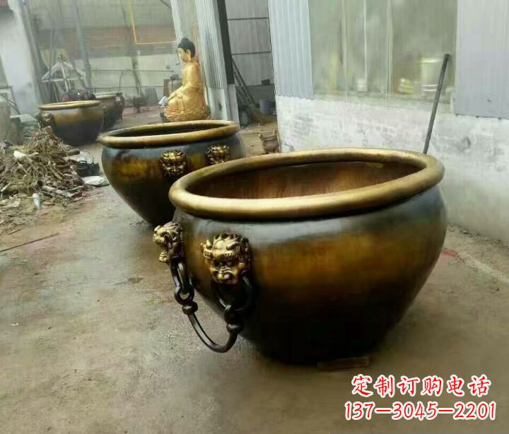 大连铜雕圆形荷花水缸雕塑 (2)