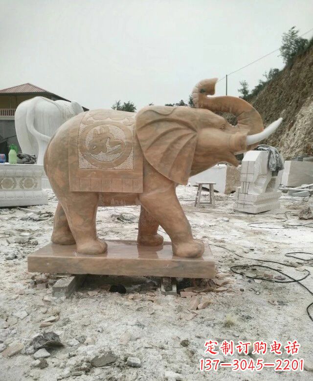 大连晚霞红吉祥如意大象雕塑
