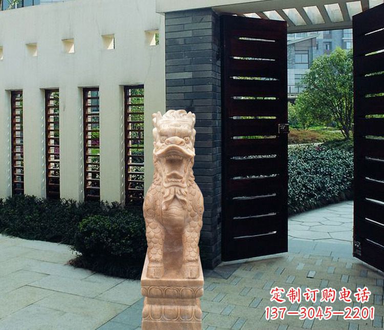 大连晚霞红瑞兽麒麟雕塑