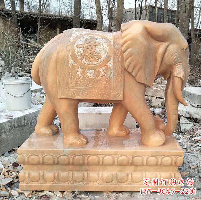 大连晚霞红石材大象雕塑