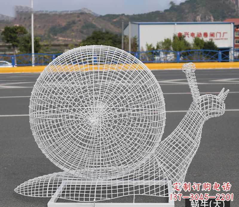 大连蜗牛镂空不锈钢景观雕塑