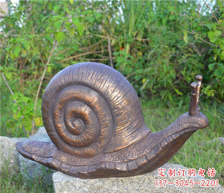大连蜗牛铜雕塑